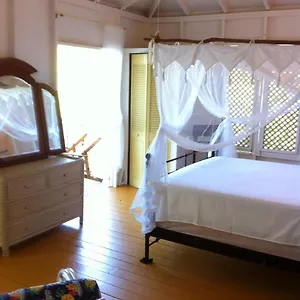 Treehouse Holiday home Five Islands Village